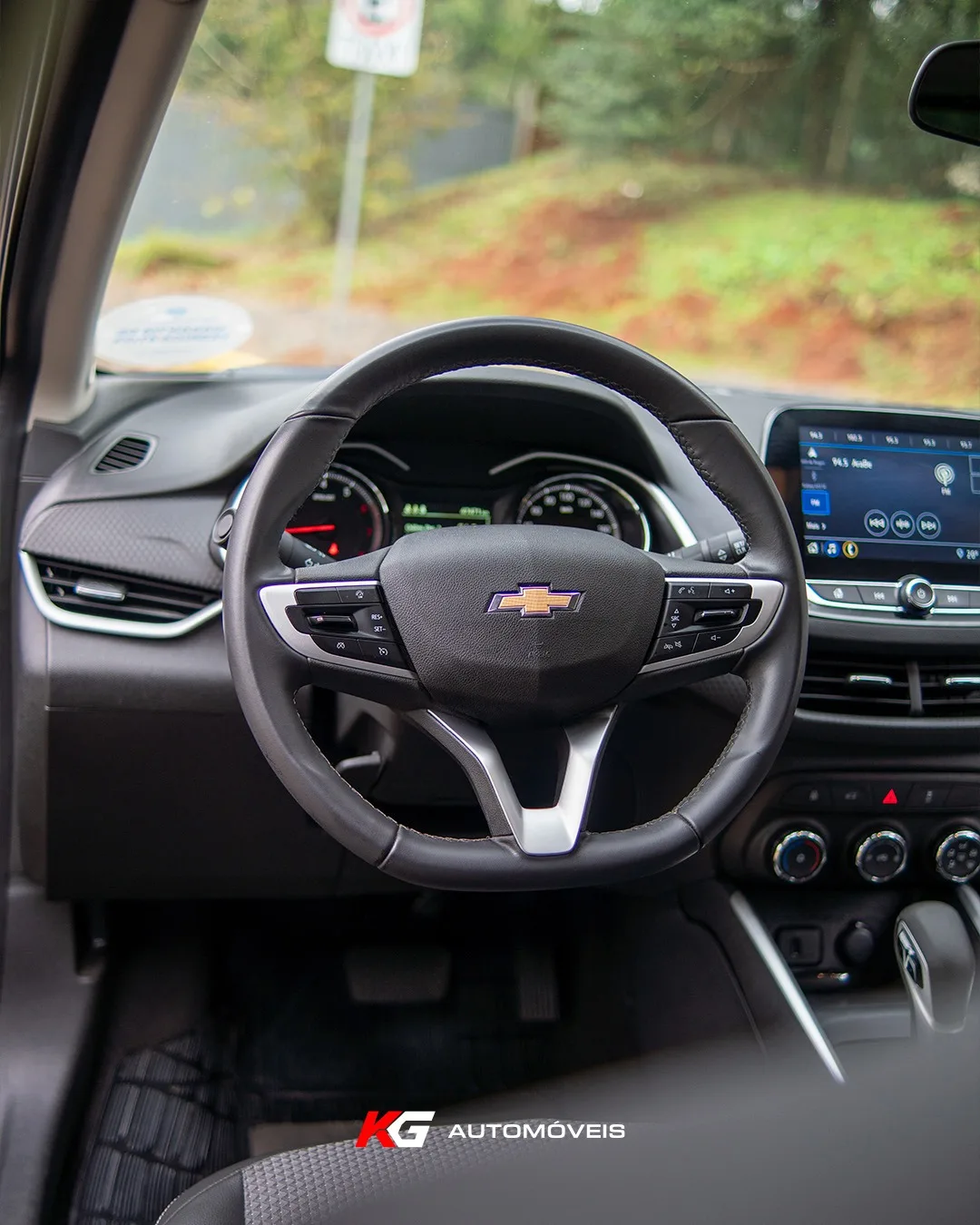 Chevrolet Onix LTZ 1.0 Turbo - Foto 1