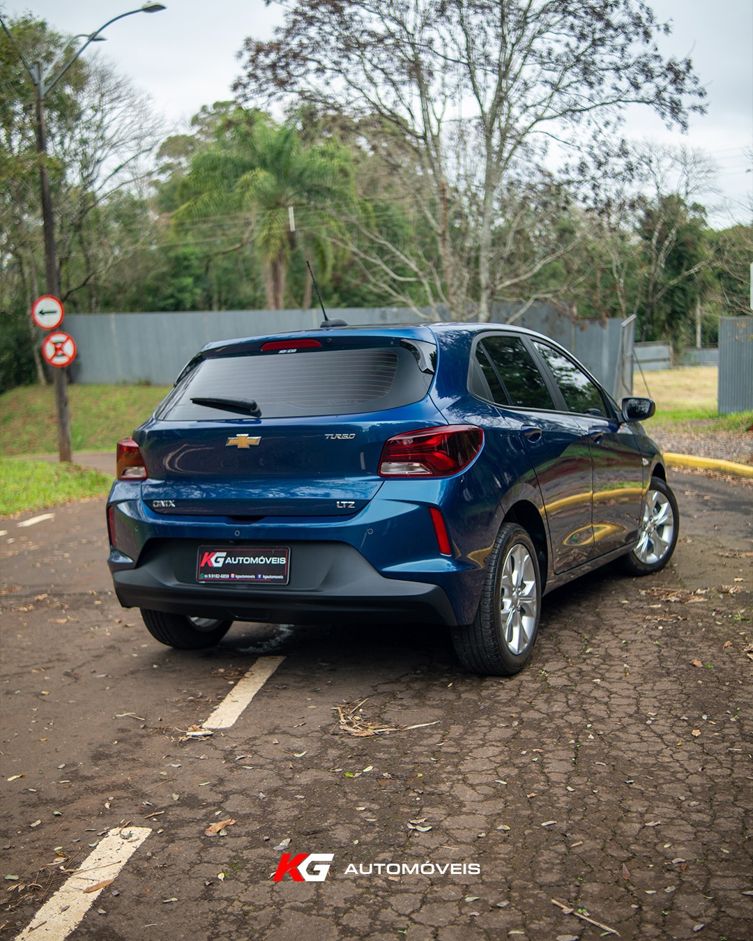 Chevrolet Onix LTZ 1.0 Turbo - Foto 1