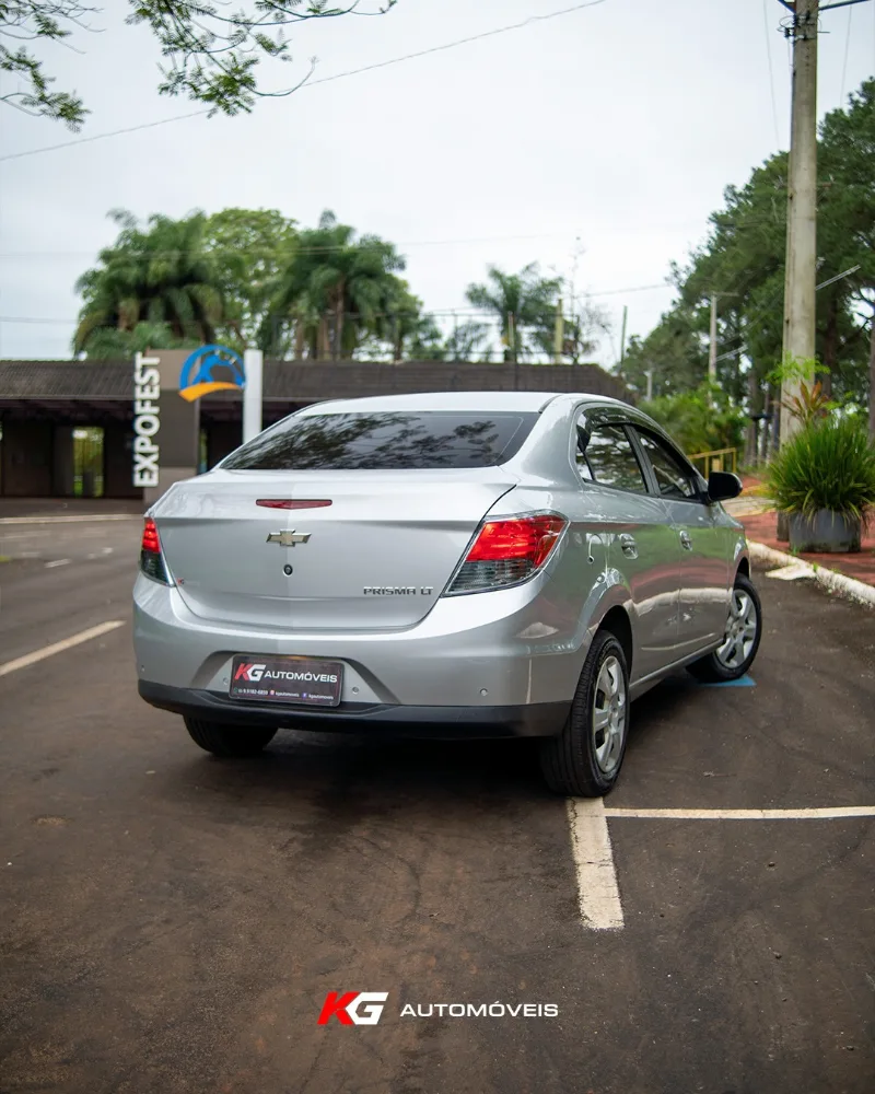 Chevrolet Prisma LT 1.4 - Foto 1