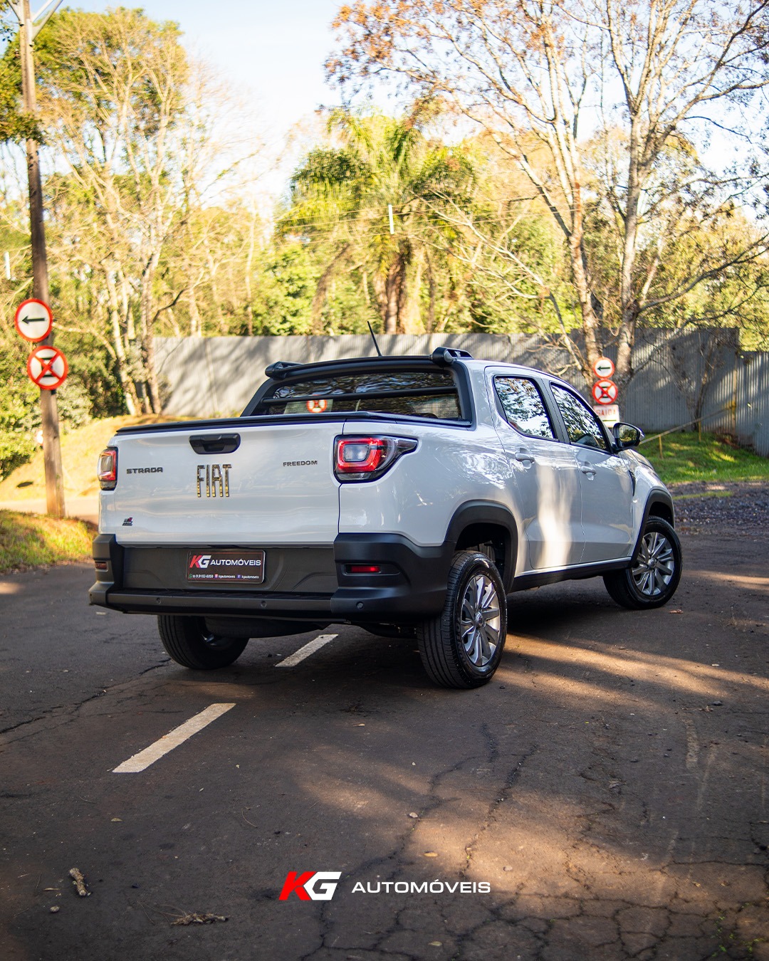 Fiat Strada Freedom 1.3 CD - Foto 1