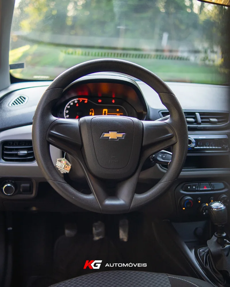 Chevrolet Onix Joy 1.0 - Foto 1