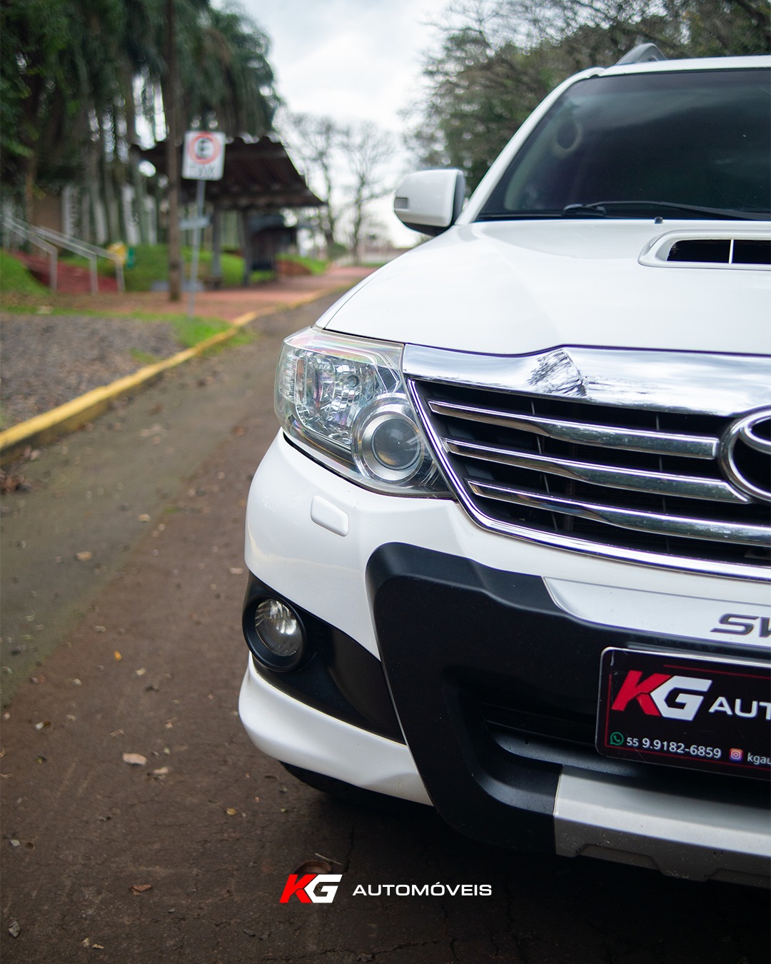 Toyota SW4 SRV 3.0 TB Diesel - Foto 1