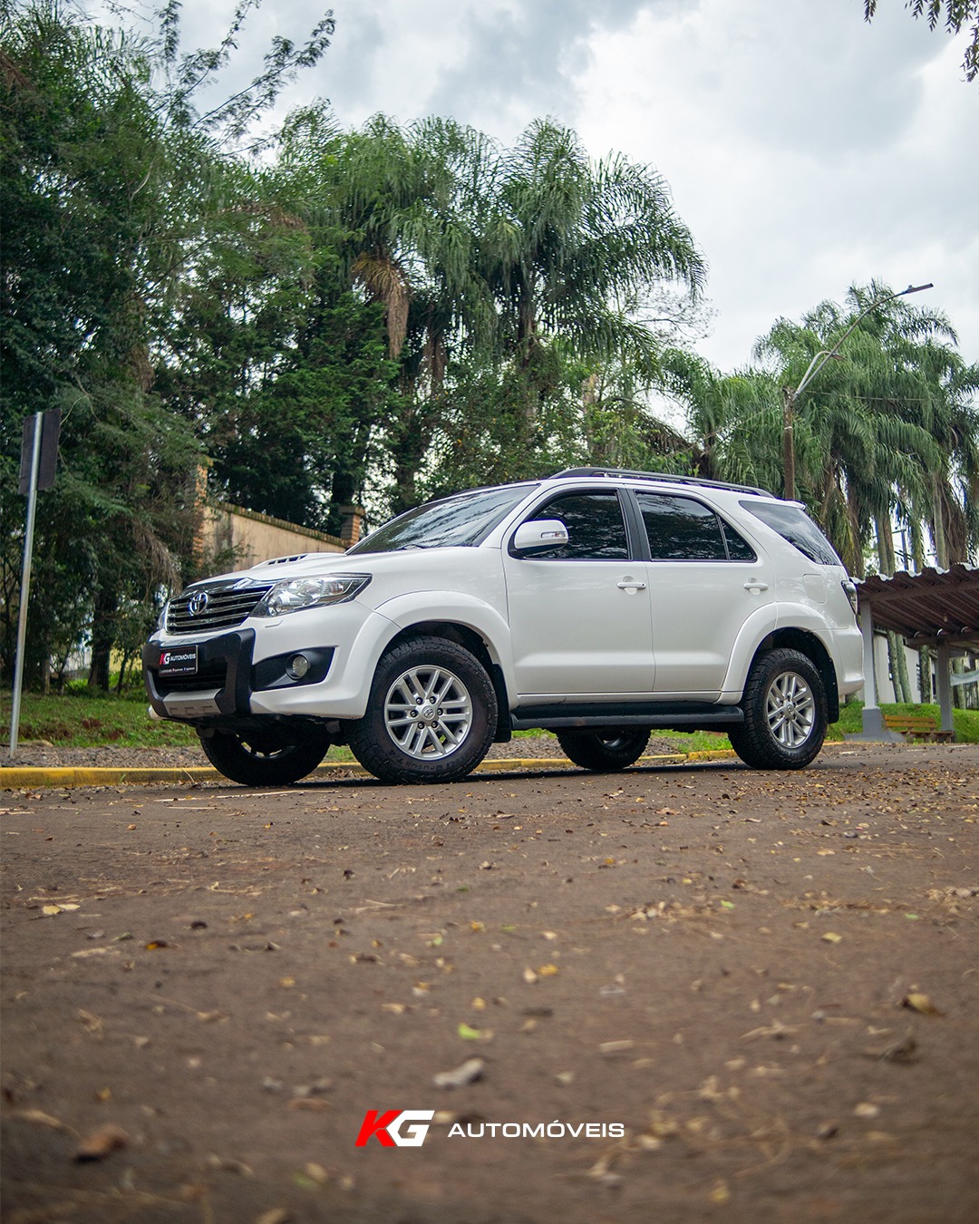 Toyota SW4 SRV 3.0 TB Diesel - Foto 1