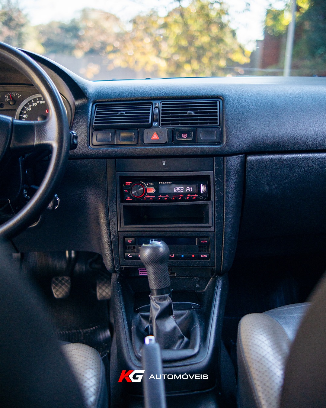 Volkswagen Golf 1.6 Sportline - Foto 1