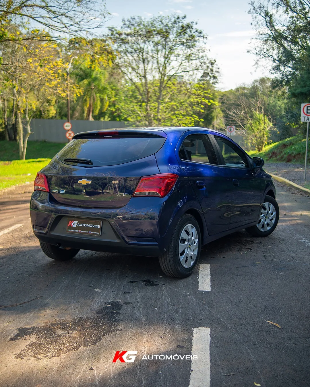 Chevrolet Onix LT 1.4 - Foto 1