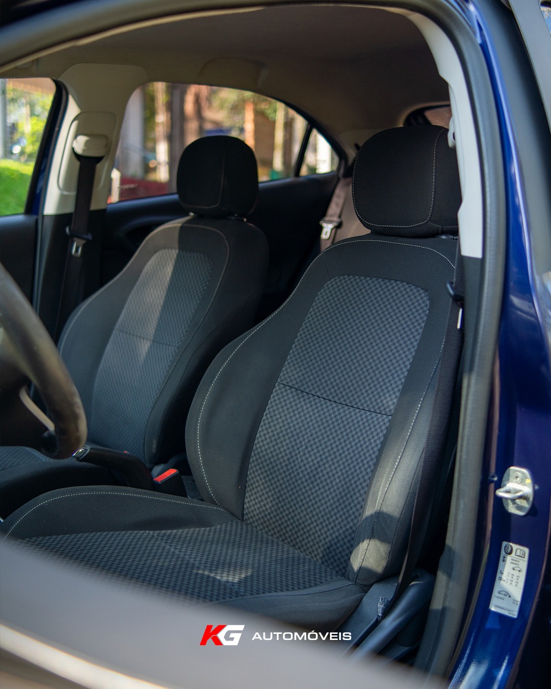 Chevrolet Onix LT 1.4 - Foto 1