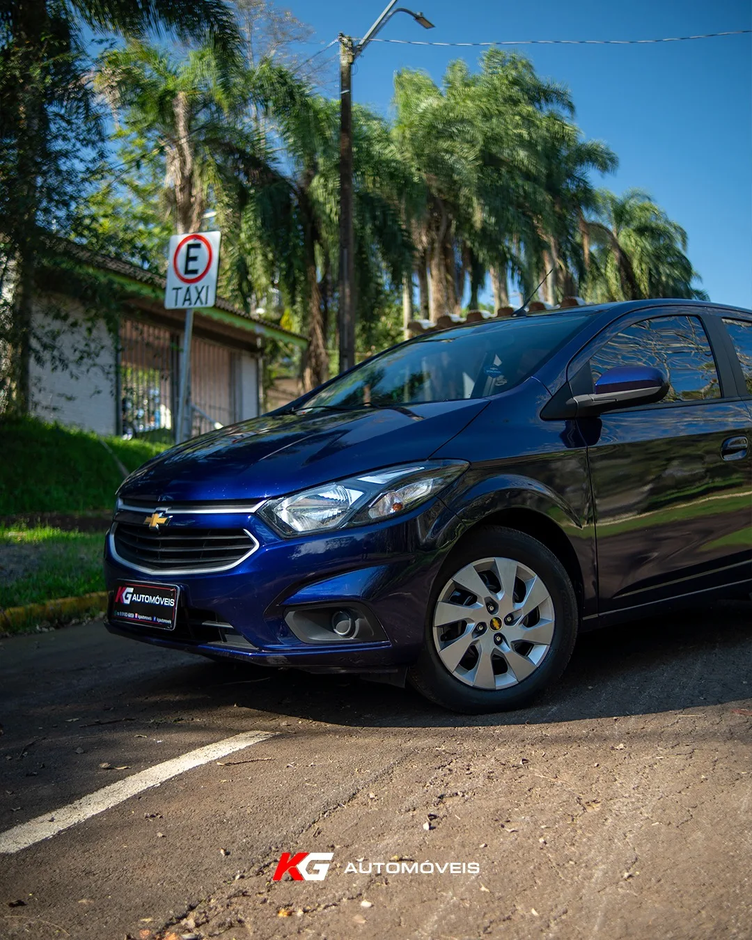 Chevrolet Onix LT 1.4 - Foto 1