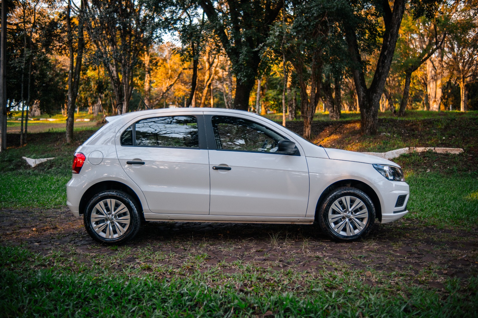 Volkswagen Gol 1.6 MSI - Foto 1