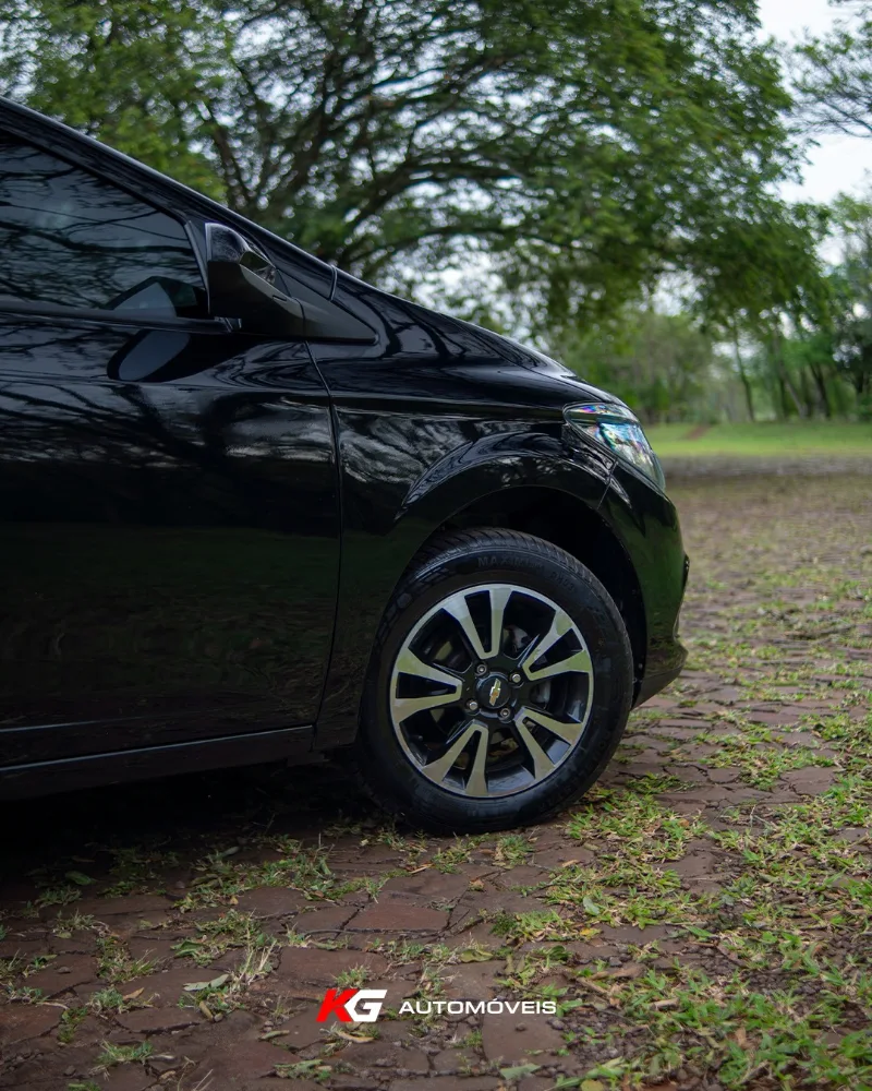 Chevrolet Onix LTZ 1.4 - Foto 1